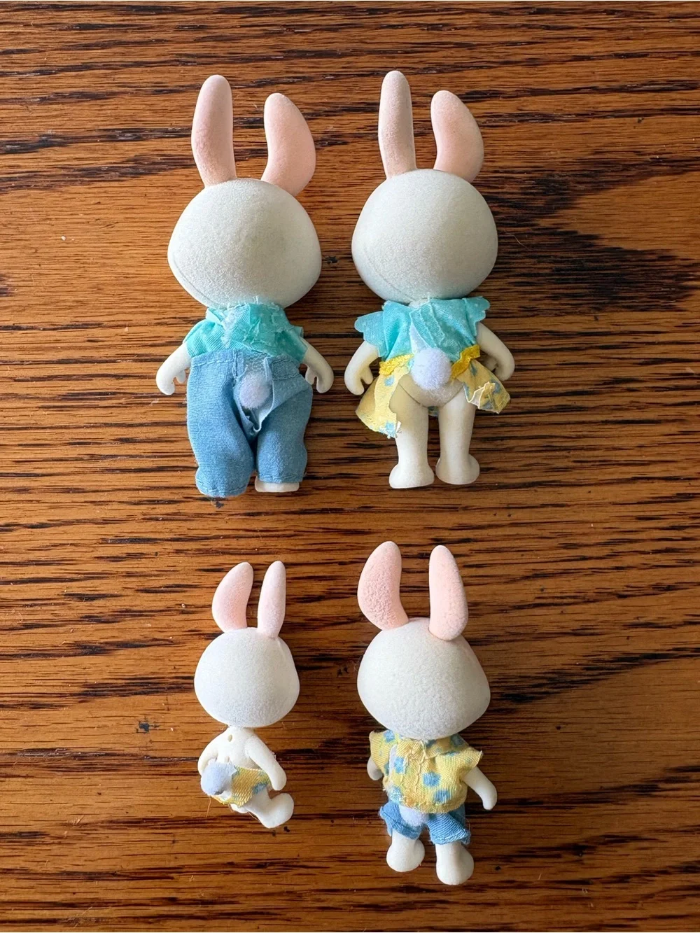 Honey Bee Acres McScampers Rabbit Family Set